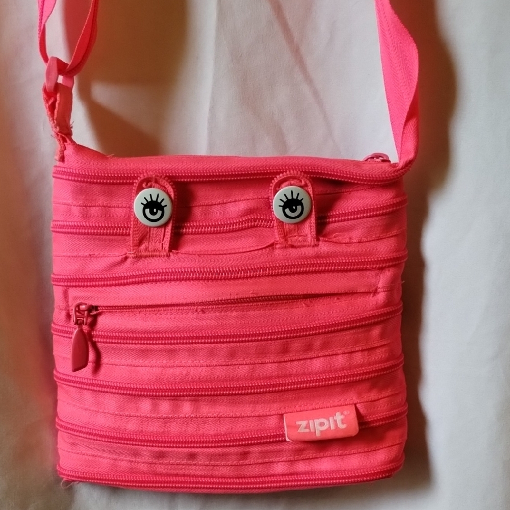 Zipit Vibrant Pink Crossbody Bag